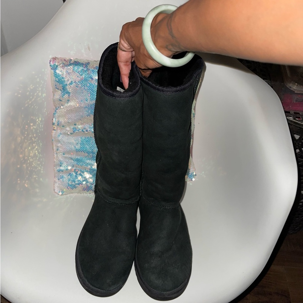 WINTER SALE | NEW AUTHENTIC Black UGG BOOTS